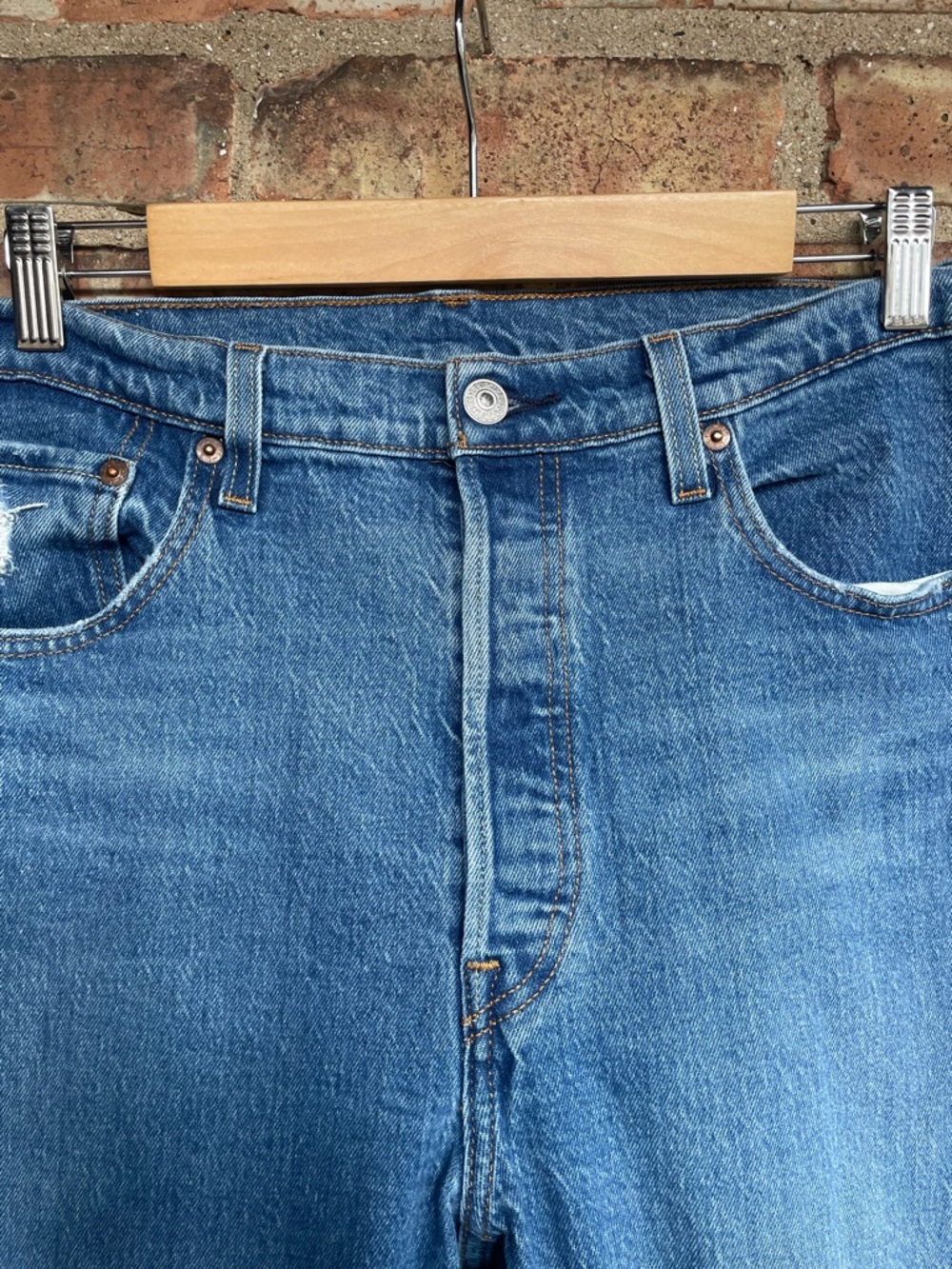Levi's Original 501 Jeans - Picture 5 of 13